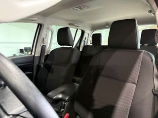 TOYOTA HILUX DOBLE CABINA 2.4 D-4D GX 150 CV 6VEL