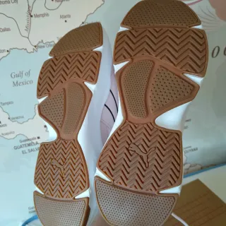 Zapatillas Puma Rosa y Blanco