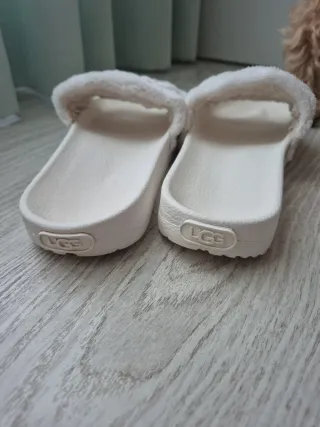 Chanclas Ugg niña blancas