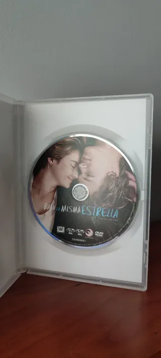 Bajo la Misma Estrella DVD