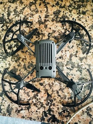 Drone Tello Blanco y Negro
