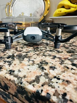 Drone Tello Blanco y Negro