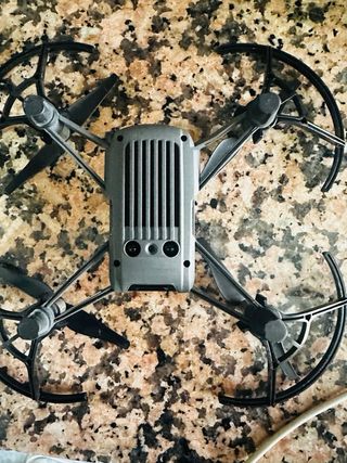 Drone Tello Blanco y Negro