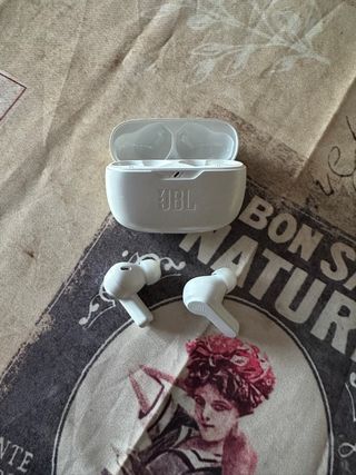 Auriculares JBL Wave Beam Blancos