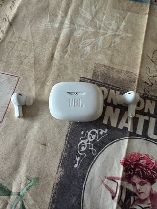 Auriculares JBL Wave Beam Blancos
