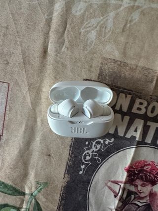 Auriculares JBL Wave Beam Blancos