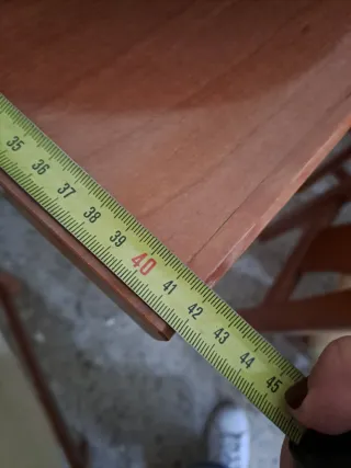 Aparador de madera marrón