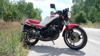 Escapes Blaze Yamaha RD 350