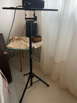 Soporte Proyector PULSE (Max 1.3m)