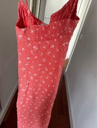 Vestido midi coral H&M floral