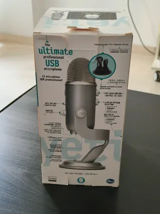 Micrófono USB Blue Yeti Plata