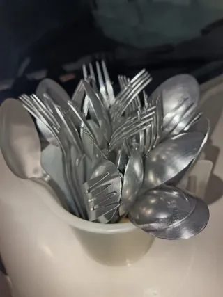 Cucharas y Tenedores Inox