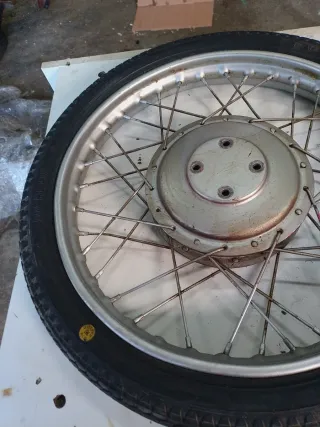 Llanta Vespino LT 16 pulgadas