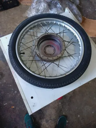 Llanta Vespino LT 16 pulgadas