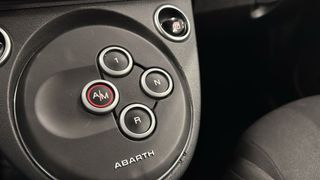 ABARTH 500C 1.4 16v TJet 595 107kW 145CV E6
