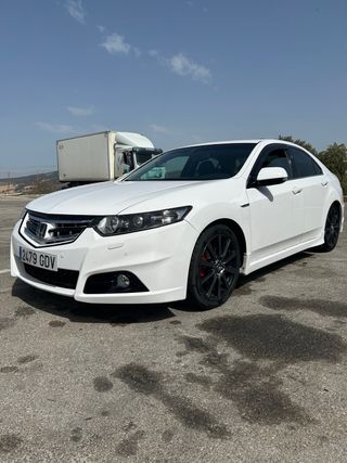 Honda Accord 2.2 I-DTEC LUXURY INNOVA