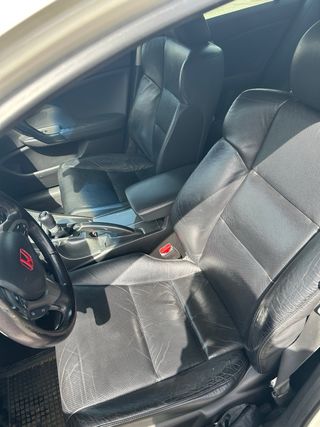 Honda Accord 2.2 I-DTEC LUXURY INNOVA