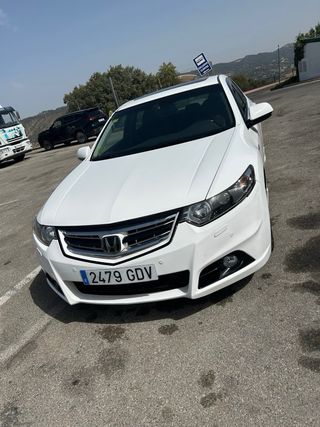 Honda Accord 2.2 I-DTEC LUXURY INNOVA