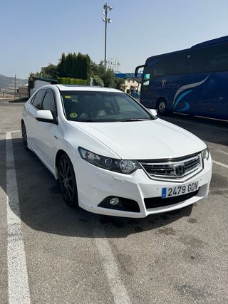 Honda Accord 2.2 I-DTEC LUXURY INNOVA
