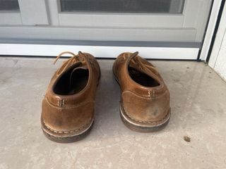 Scarpe Clarks uomo scamosciate marroni