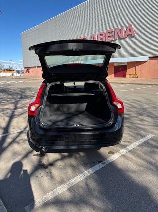 Volvo V60 2017 D2 Momentum Diesel