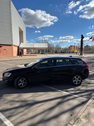 Volvo V60 2017 D2 Momentum Diesel