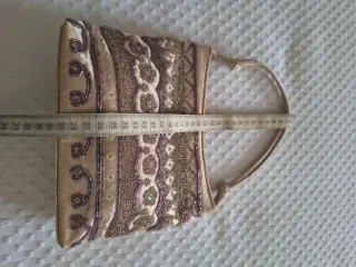Bolso mano joya