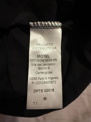 T-shirt Motel maniche leopardate