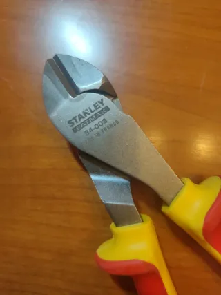 Alicate Corte Electricista Stanley Fatmax