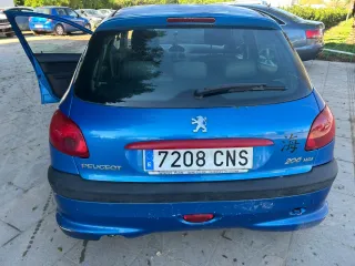 Peugeot 206 2003