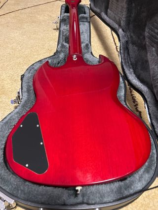 Epiphone SG Standard con custodia rigida