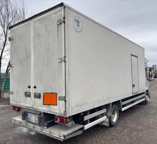 CAMION RENAULT CAJA ISOTERMO TRAMPILLA ELEVADORA