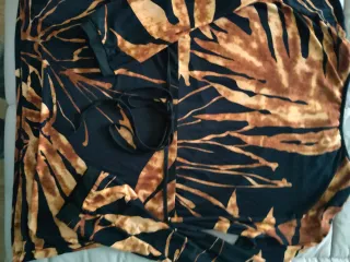 Blusa Santi RG Talla G Hojas Tropicales