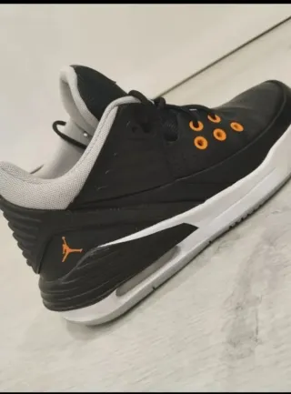 Zapatillas Jordan Air Max Negras Naranja