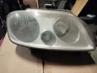 Faro Volkswagen Touran