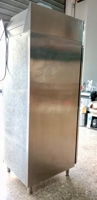 armario de refrigeración industrial MACFRIN.