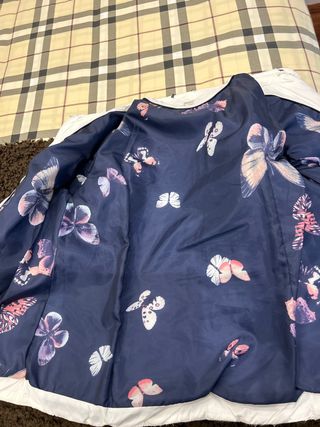 Cazadora acolchada blanca