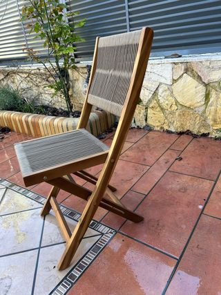 Set de 4 sillas de exterior madera y cuerda.