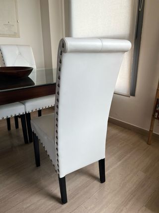 Conjunto de Sillas de comedor de piel blancas