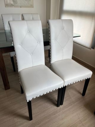 Conjunto de Sillas de comedor de piel blancas