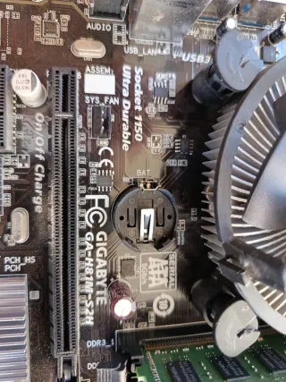 Placa Base Gigabyte GA-H81M-S2H SOLO ENVIOS.