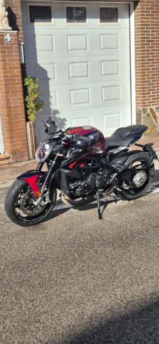 MV Agusta Brutale 800rr