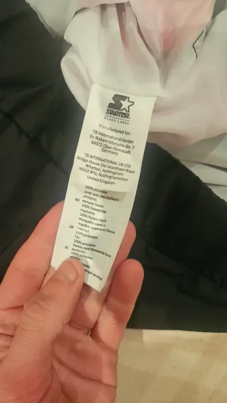 Cortavientos Starter Negro y Rojo