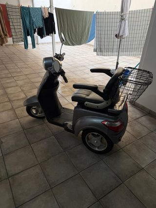 Triciclo Eléctrico Movilidad Reducida