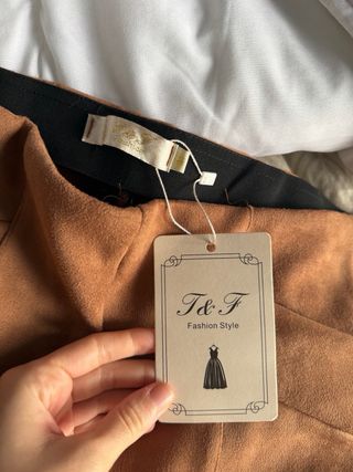 Pantalón pitillo ante marrón