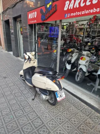 Motos a 1000 vende Daelim Besbi 125 2011