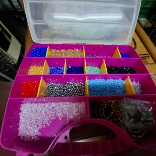 Caja de abalorios para pulseras