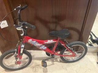 Bicicleta Rayo McQueen.Amortiguacion delantera