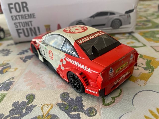 Scalextric Vauxhall Opel Astra Coche de Carreras.