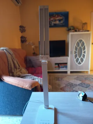 Lámpara LED Inalámbrica y con Cable